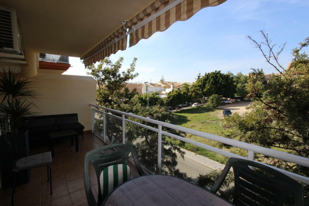 Los Pacos Holidays Fuengirola Buitenkant foto